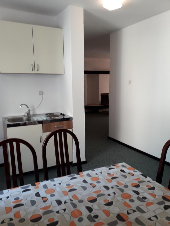 Apartments And Rooms Haludovo - Ribarsko Selo มาลินสกา ภายนอก รูปภาพ