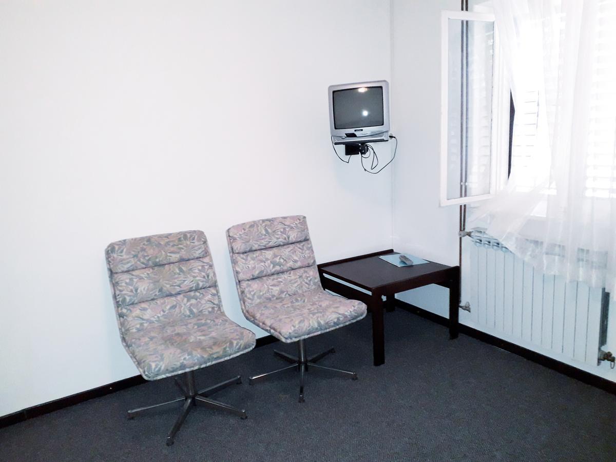 Apartments And Rooms Haludovo - Ribarsko Selo มาลินสกา ภายนอก รูปภาพ